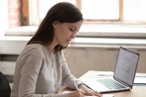 理解する　女性